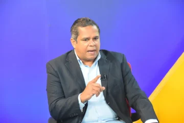  Edickson Minaya propone que la conciencia hermenéutica-simbólica es el motor que transforma la interpretación en acción dentro de la experiencia humana. (Archivos del autor).