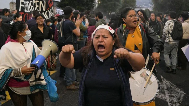 3 claves para entender las protestas contra el gobierno de Daniel Noboa que han paralizado Ecuador