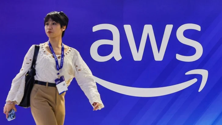 Qué causó la falla global en la nube de Amazon y por qué provocó el colapso temporal de internet