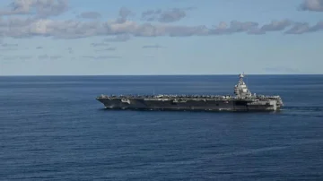 EE.UU. ordena desplegar en el Caribe el buque de guerra más grande del mundo y eleva la presencia militar en la región