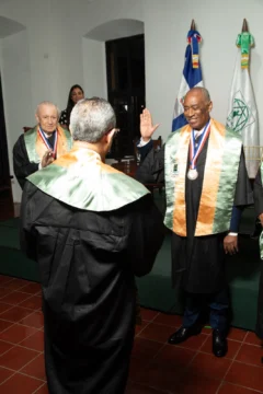 Dr. Héctor Arias Bustamante, miembro de número de la Academia de Ciencias