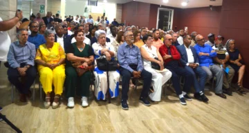 “Ponen en circulación libro 'Cincuenta años después, escritos políticos', de Freddy González “Ponen en circulación libro 'Cincuenta años después, escritos políticos', de Freddy González