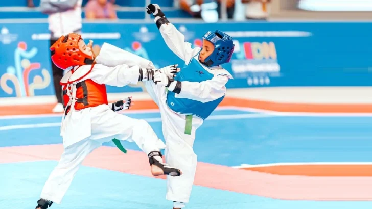 Zona Metropolitana II da golpe de autoridad en el taekwondo