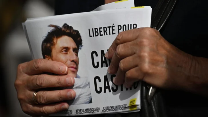 El régimen venezolano deja en libertad al francés Camilo Castro, retenido desde junio