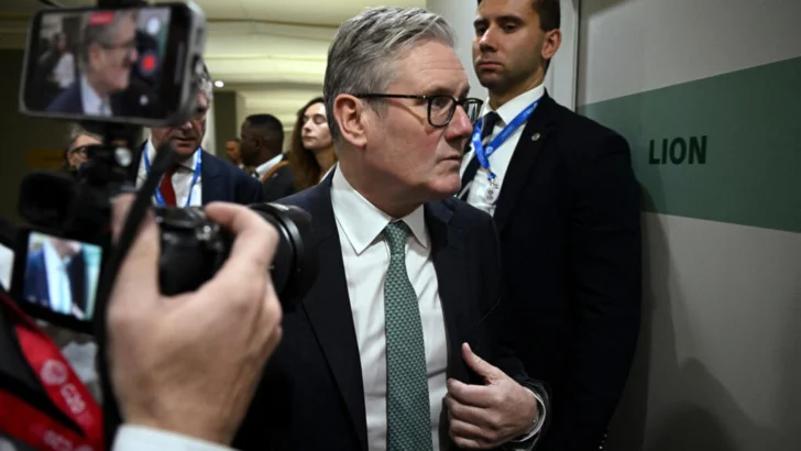 Ucranianos, estadounidenses y europeos discuten en Suiza el plan de Trump