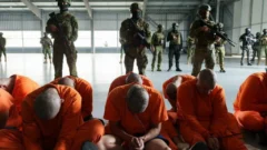 Ecuador traslada a los primeros 300 presos a una megacárcel tras matanza