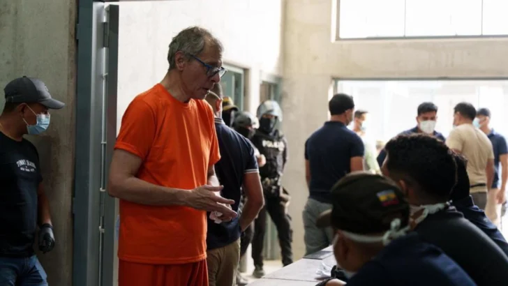 Ecuador: el exvicepresidente Glas está entre los 300 reos llevados a nueva cárcel de máxima seguridad