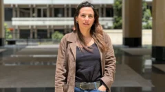 Lo que descubrí al investigar cómo murió mi padre en la toma del Palacio de Justicia en Bogotá hace 40 años