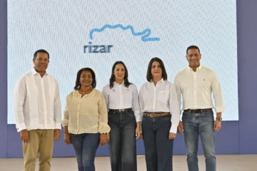 Banreservas bancariza a cientos de ciudadanos en San Juan de la Maguana