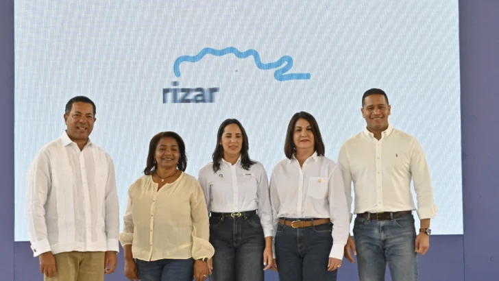 Banreservas bancariza a cientos de ciudadanos en San Juan de la Maguana