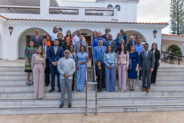 Unapec e IESPEC certifican 25 docentes en gestión electoral y el registro civil Unapec e IESPEC certifican 25 docentes en gestión electoral y el registro civil