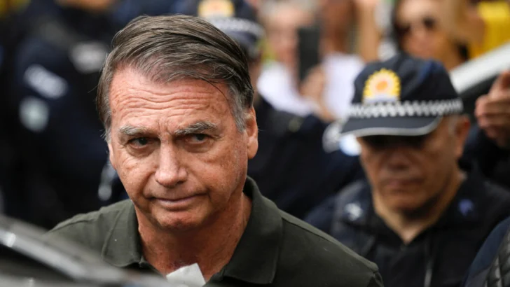 Supremo de Brasil confirma la prisión preventiva contra Jair Bolsonaro tras indicios de fuga