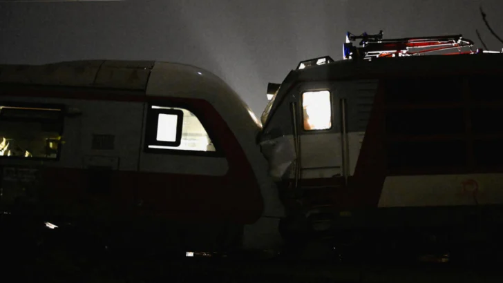 Eslovaquia: al menos 11 heridos de consideración tras colisión entre dos trenes