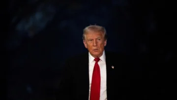 Trump indulta a 77 acusados de sabotear la victoria de Biden en 2020, incluido Rudy Giuliani Trump indulta a 77 acusados de sabotear la victoria de Biden en 2020, incluido Rudy Giuliani