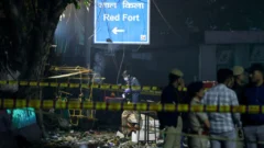 Al menos ocho muertos tras explosión de un vehículo en el emblemático Fuerte Rojo de Nueva Delhi