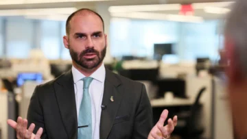 Tribunal Supremo de Brasil avala juzgar a hijo de Bolsonaro por obstrucción a la justicia Tribunal Supremo de Brasil avala juzgar a hijo de Bolsonaro por obstrucción a la justicia