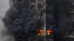 Asciende a al menos 75 la cifra de muertos tras el peor incendio en décadas en Hong Kong