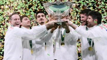 Italia gana sin Sinner a España y conquista su tercera Davis seguida Italia gana sin Sinner a España y conquista su tercera Davis seguida