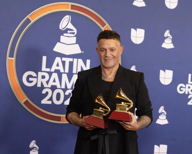 Bad Bunny agranda su huella, Alejandro Sanz sorprende y Karol G deslumbra en los Grammy