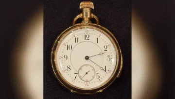 El reloj de un pasajero del Titanic alcanza el precio récord de US$2,33 millones en subasta El reloj de un pasajero del Titanic alcanza el precio récord de US$2,33 millones en subasta
