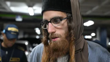 Qué es Lev Tahor, la secta judía ultraortodoxa de la que rescataron a 17 menores en Colombia y a la que acusan de tráfico y abuso infantil