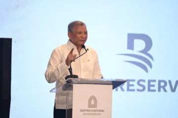 Banreservas inaugura Centro Cultural en el antiguo Hotel Mercedes de Santiago