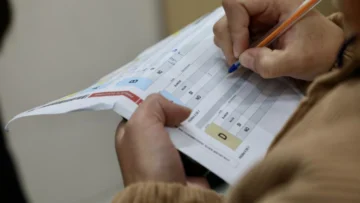 Ecuador: el No se impone en el referendo, con el 50 de los votos escrutados Ecuador: el No se impone en el referendo, con el 50 de los votos escrutados