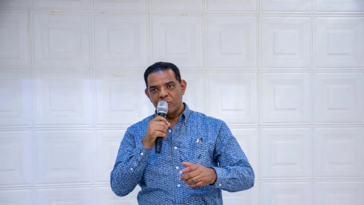 Dirección de Minería avanza en nuevos estudios para asegurar la longevidad de la mina de larimar