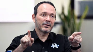 Gustavo Villatoro, el hombre al frente del plan de seguridad de Bukele en El Salvador y aliado de Kast en su carrera por la presidencia de Chile