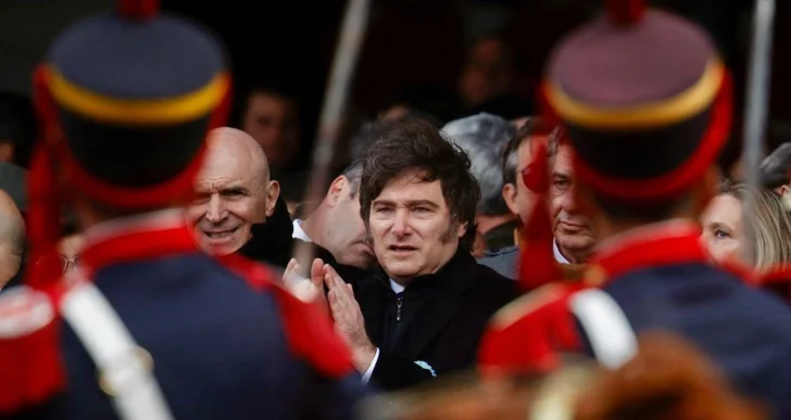 Genera polémica en Argentina en Argentina la designación por parte de Milei del primer militar como ministro de Defensa desde el regreso de la democracia hace 42 años