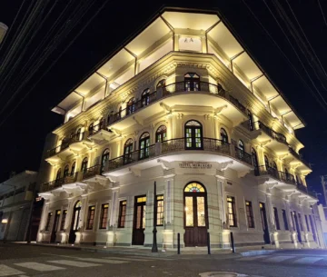 Banreservas inaugura Centro Cultural en el antiguo Hotel Mercedes de Santiago