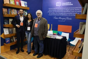  Comité editorial de la República Dominicana en la FIL Guadalajara, Primer Secretario Samuel Esteban, Mary Claudia Pérez y Miguel D. Mena