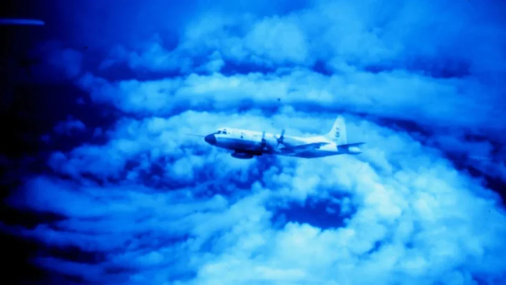 Proyecto 'Furia de tormenta': los intentos de científicos estadounidenses para controlar los huracanes (y qué hemos aprendido de sus experimentos)