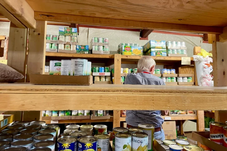 Banco de alimentos en Florida dará comida a empleados federales por el cierre del Gobierno