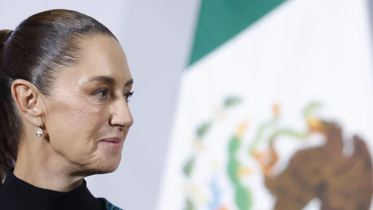 Sheinbaum denuncia al hombre que la acosó durante un recorrido a pie