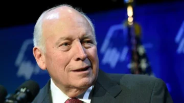Muere Dick Cheney, el poderoso vicepresidente de EE.UU. que lideró la guerra contra el terror de George W. Bush Muere Dick Cheney, el poderoso vicepresidente de EE.UU. que lideró la guerra contra el terror de George W. Bush