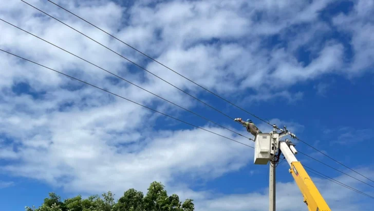 Edesur desmantela más de 70 conexiones ilegales en Pedernales