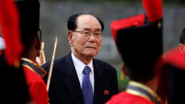 Kim Yong-nam, el impasible jefe de Estado de Corea del Norte que sobrevivió a las brutales purgas del régimen y sirvió a tres generaciones de la dinastía Kim