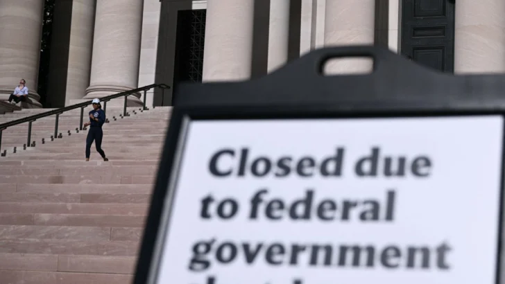 Trump carga contra los demócratas al cumplirse el cierre gubernamental más largo de la historia Trump carga contra los demócratas al cumplirse el cierre gubernamental más largo de la historia