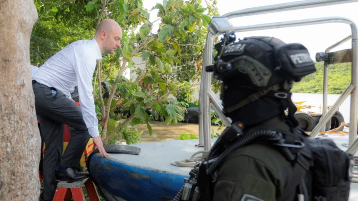 Francia censura ataques letales de EEUU a Francia censura ataques letales de EEUU a