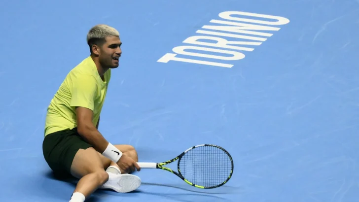 Alcaraz debuta en el Masters de Turín con convincente triunfo