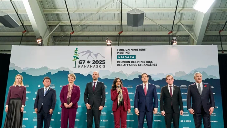 Militarización del Caribe por EEUU es criticada por Francia en cumbre del G7 en Canadá