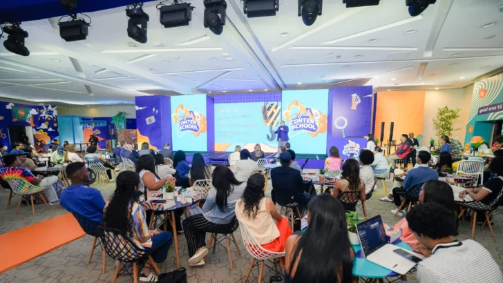 Gnial Content School del Popular distingue a creadores de contenido digital