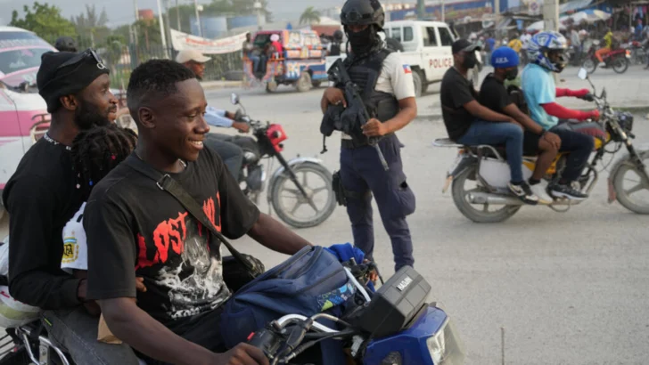 Haití: alerta tras amenazas de contraofensiva de alias Barbecue