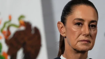 Sheinbaum es acosada y el caso vuelve a exhibir la violencia que sufren las mujeres en México Sheinbaum es acosada y el caso vuelve a exhibir la violencia que sufren las mujeres en México