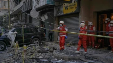 Líbano: Hezbolá confirma la muerte del jefe militar Ali Tabatabai en un ataque israelí