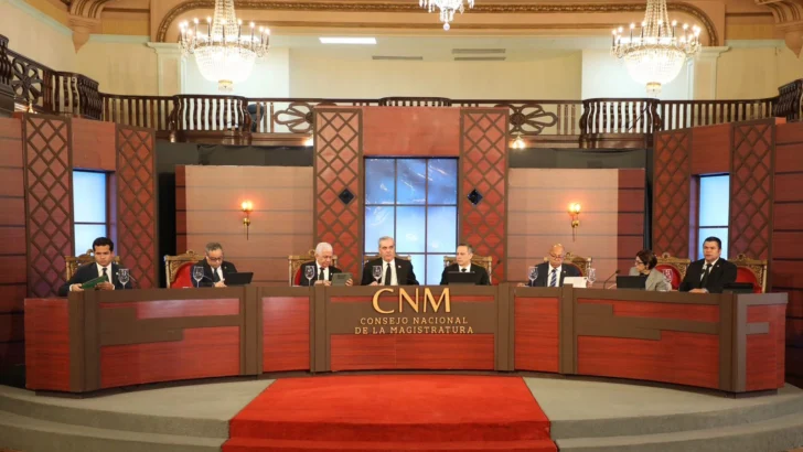 Abinader encabeza la tercera sesión de vistas públicas del CNM para llenar vacantes en la SCJ y el TSE Abinader encabeza la tercera sesión de vistas públicas del CNM para llenar vacantes en la SCJ y el TSE