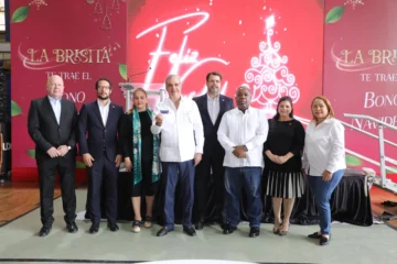 Abinader lanza el Bono Navideño 2025 para 2.6 millones de dominicanos