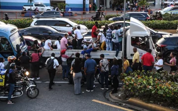 Imágenes del apagón general: caos en el transporte, calles congestionadas y largas horas sin luz Imágenes del apagón general: caos en el transporte, calles congestionadas y largas horas sin luz