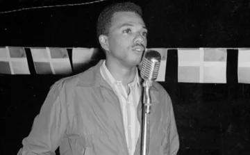  Asdrúbal Domínguez.